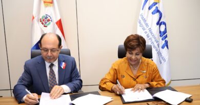 INAIPI y la Universidad Albizu de Puerto Rico firman alianza académica para fortalecer la calidad de los servicios a la primera infancia