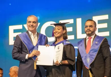 Abinader encabeza histórica graduación del ITLA con 642 nuevos profesionales