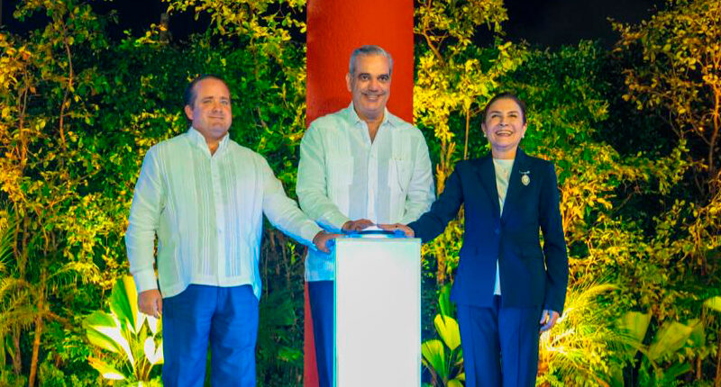 Abinader y Carolina inauguran Parque Deportivo Paseo 30 de Mayo, obra que refleja visión, orden y firmeza para transformar Santo Domingo
